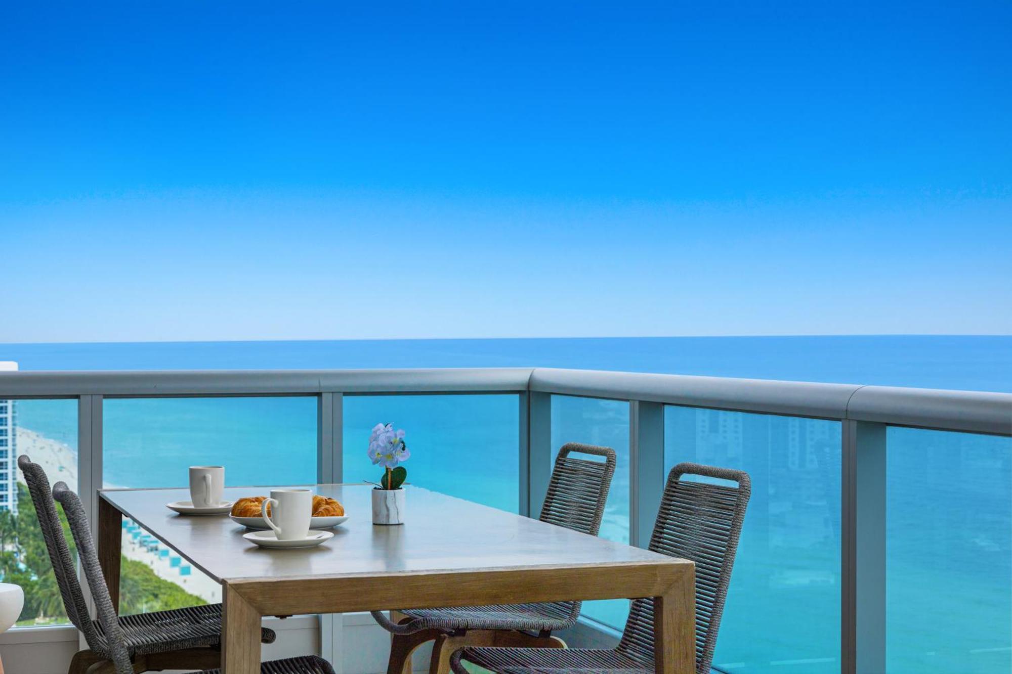 Dharma Home Suites Miami Beach At Monte Carlo Dış mekan fotoğraf